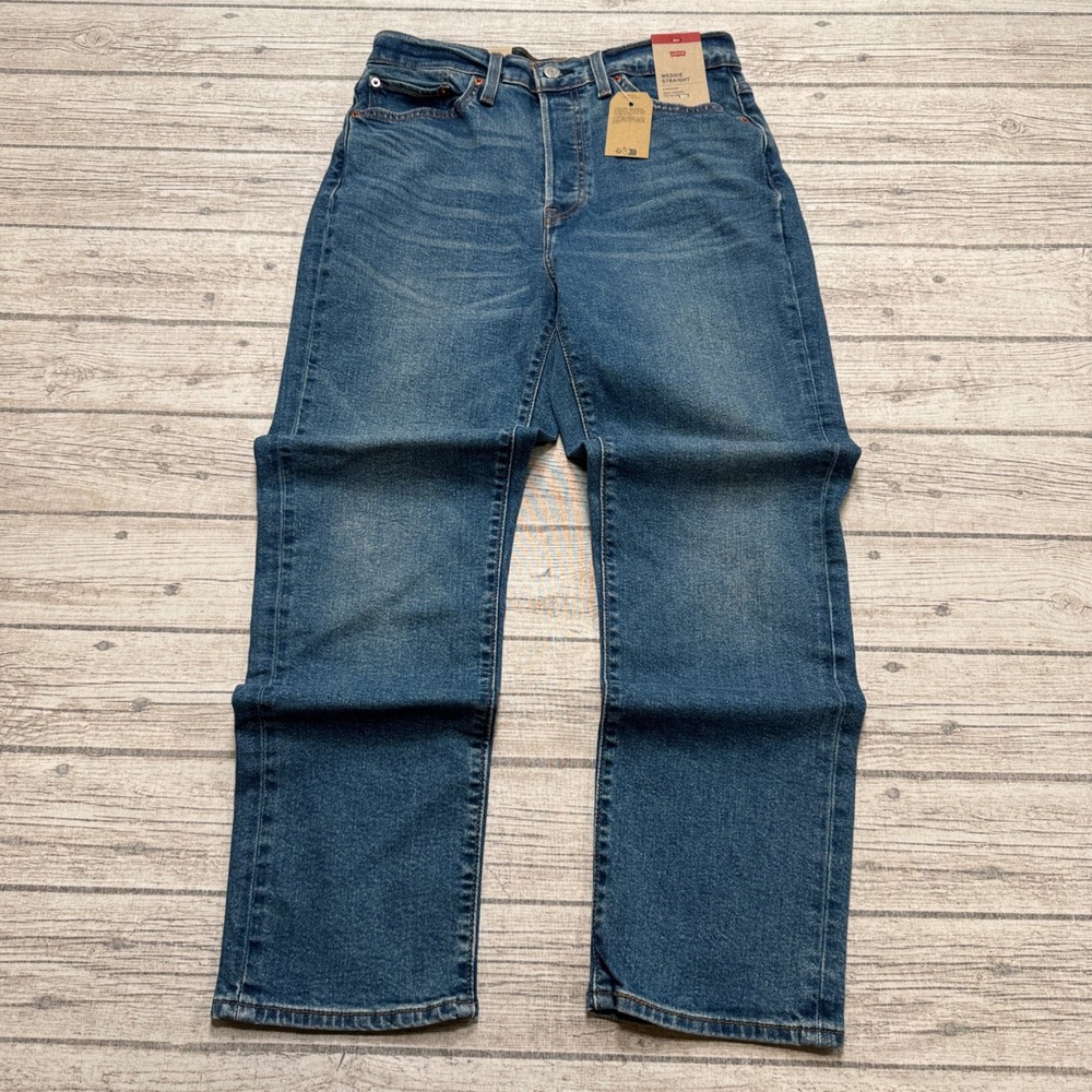 NEW Levi's Jeans Womens 30x28 Blue Denim High Rise Wedgie Straight Leg Dark Wash